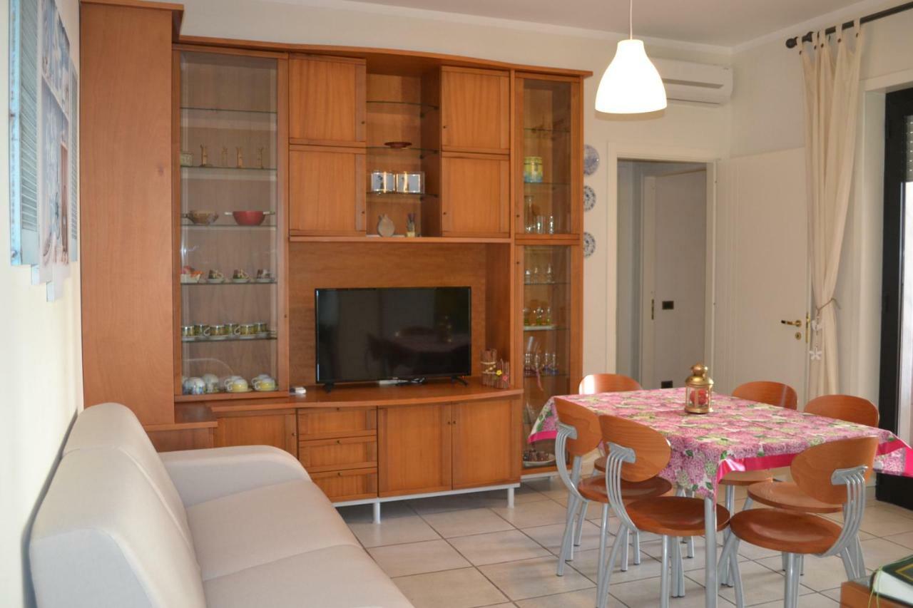 Window On The Sea Apartment Gallipoli Exterior photo